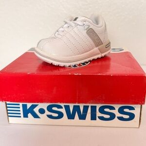 K-Swiss Serrano Infants Low White / Platinum Sneakers Size 2